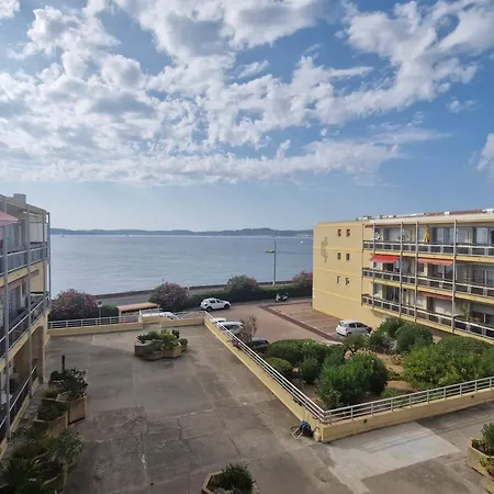 2 Pieces Climatise, Parking Prive, Centre Sainte-maxime, Animaux Acceptes - Fr-1-780-26 Apartment